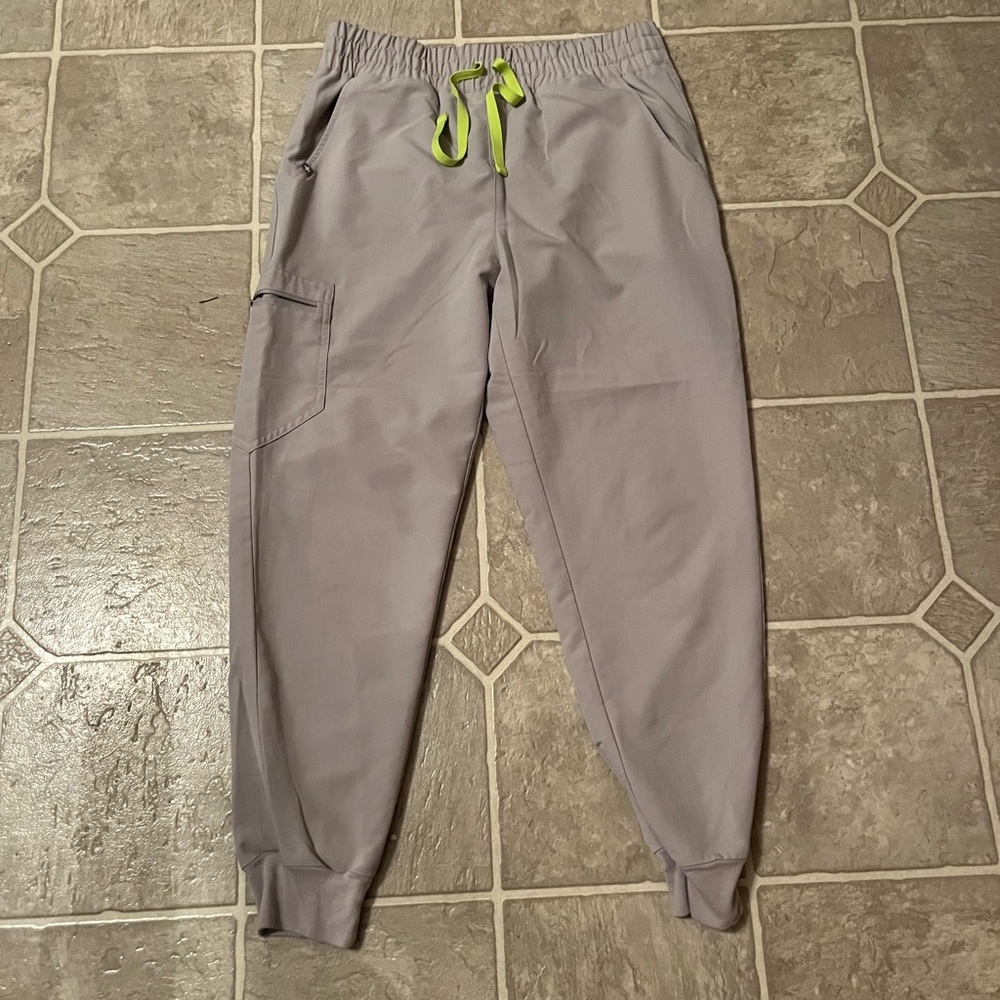 Figs slate jogger scrubs